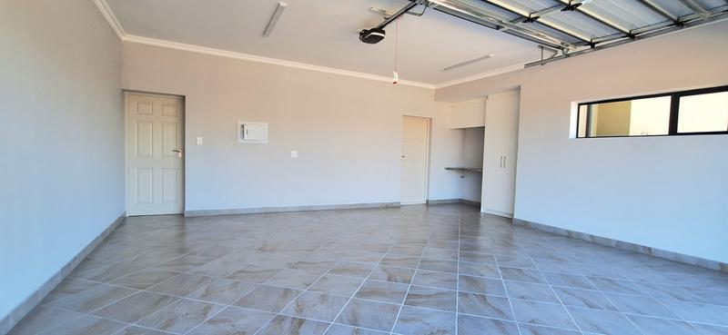 3 Bedroom Property for Sale in Hartenbos Heuwels Western Cape